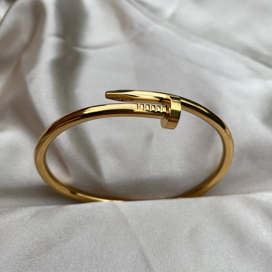 Nail Bracelet